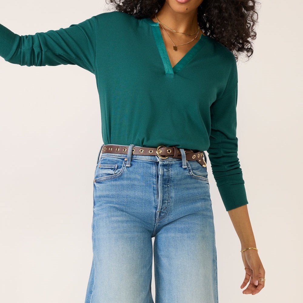 Evereve Bex Split Neck Top Size S Satin Trim Soft Rib Knit Green Modal Blend - Picture 2 of 13
